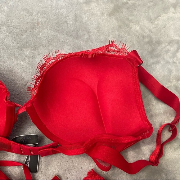 New! Victoria’s Secret Very Sexy Red Push Up Bra & Panty Set 10376 - Picture 8 of 10